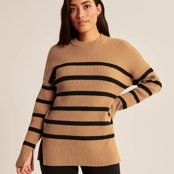 Abercrombie & Fitch Sweaters - Abercrombie & Fitch Striped LuxeLoft Oversized Crew Sweater Medium